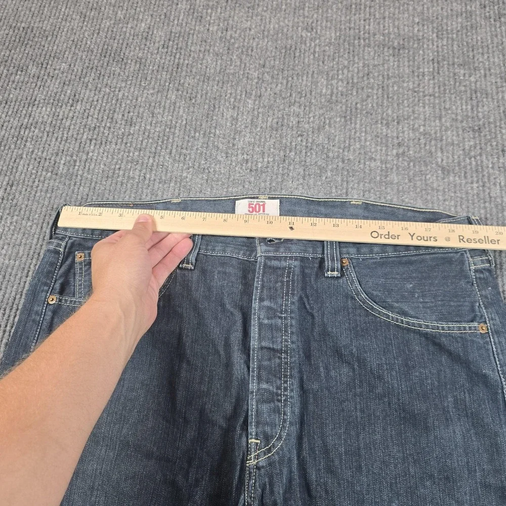 Levi's 501‎ Jeans Mens 38x32 Blue Straight Leg Regular Button Fly Denim